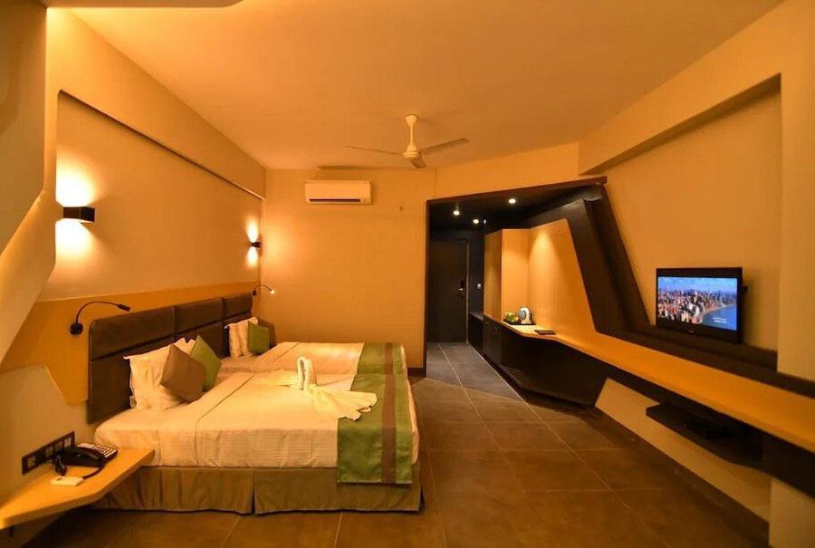 The Cent Hotel Haidarábád Kültér fotó