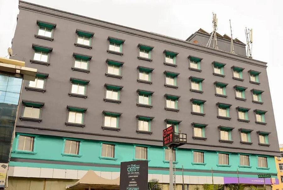 The Cent Hotel Haidarábád Kültér fotó